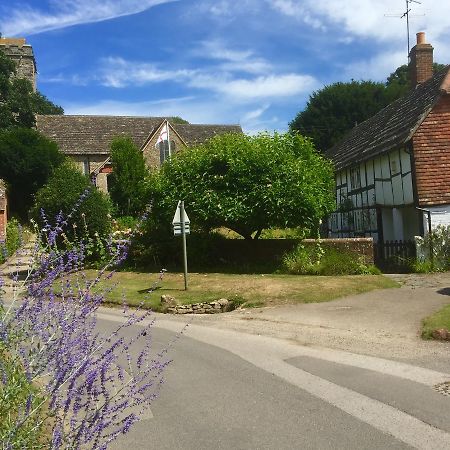 Tirol House Bed & Breakfast Thakeham Exterior photo